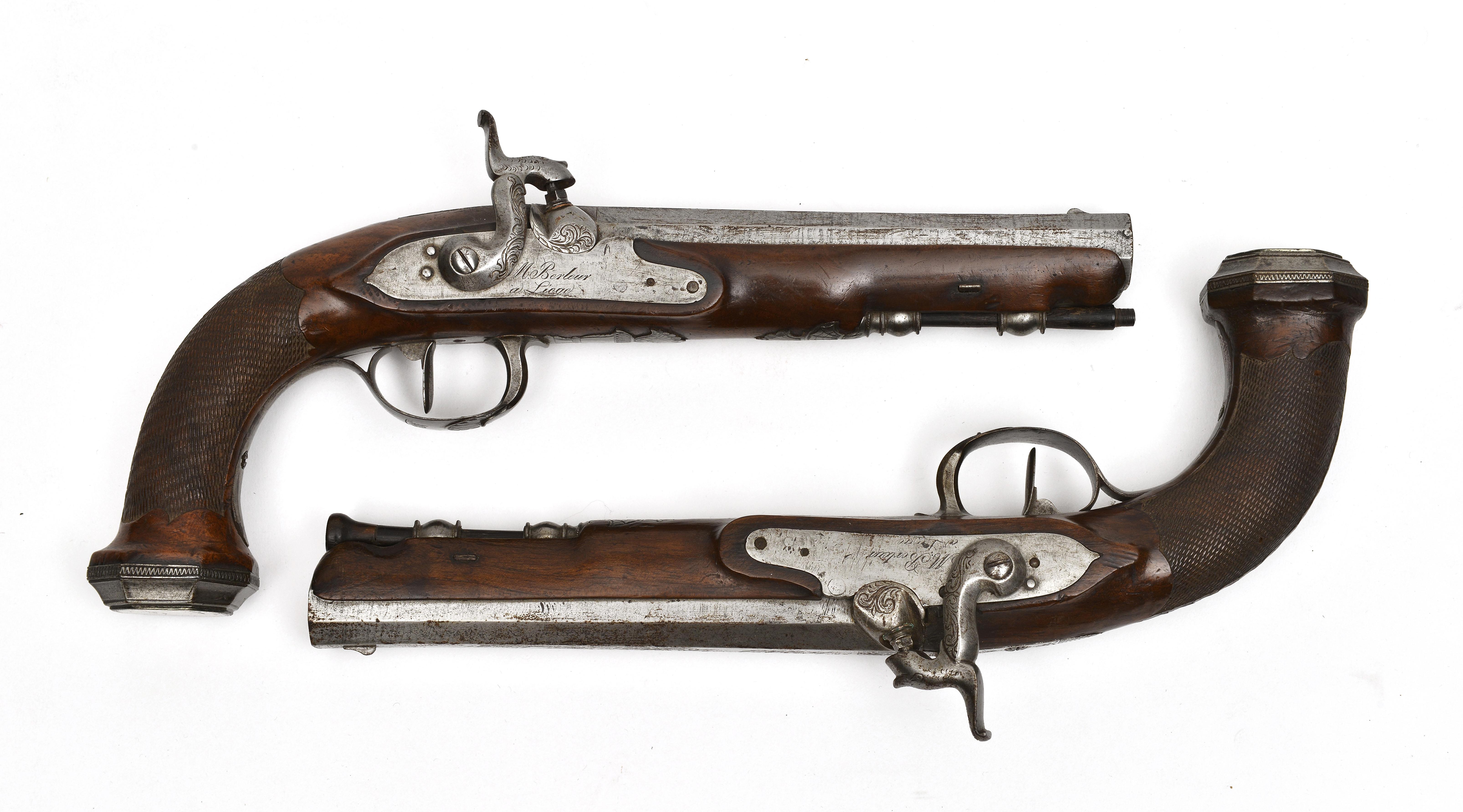 2 pistolets de duel par Michel Berleur